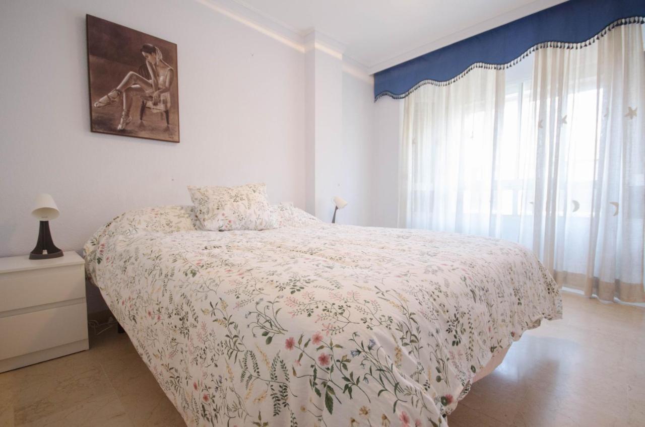 Aparment Neptuno- Located On The Promenade A Few Metres From The Beach. Estepona Luaran gambar