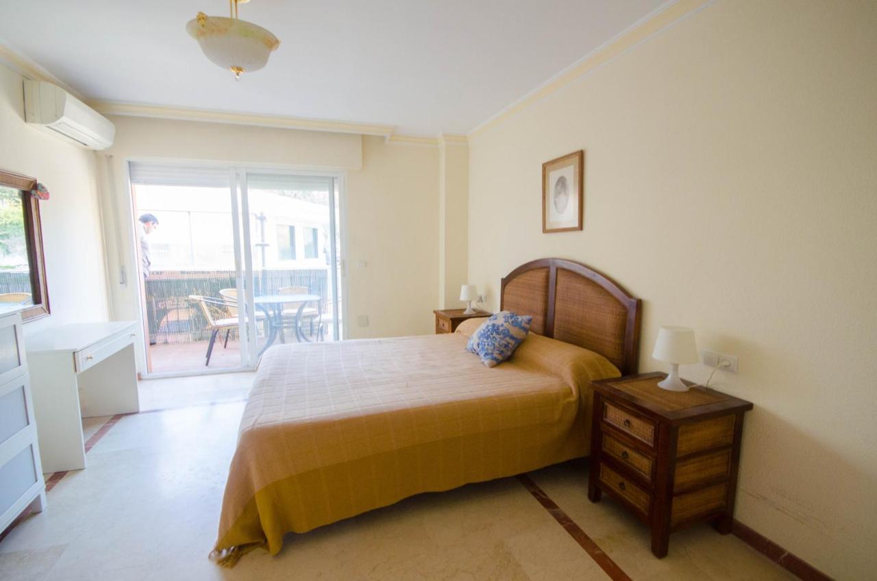 Aparment Neptuno- Located On The Promenade A Few Metres From The Beach. Estepona Luaran gambar
