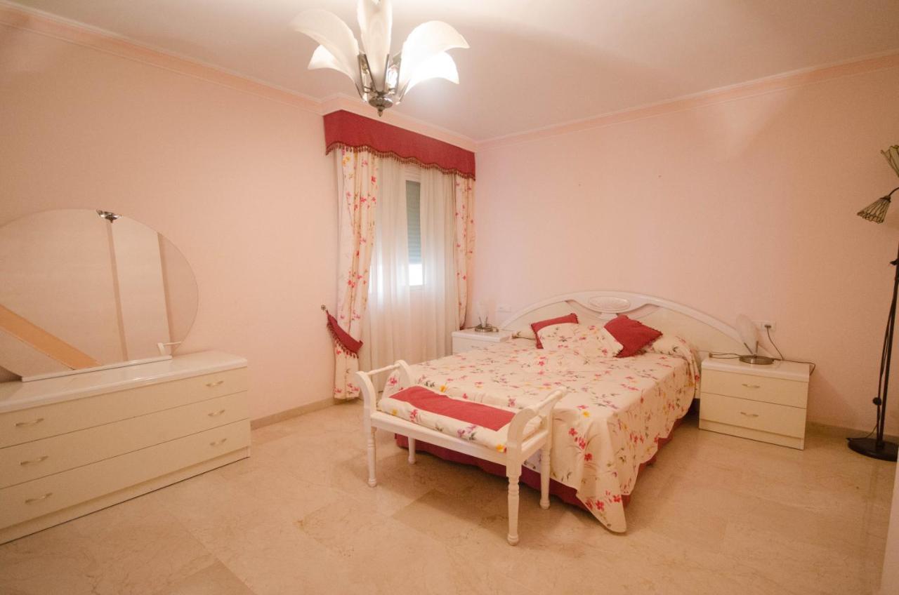 Aparment Neptuno- Located On The Promenade A Few Metres From The Beach. Estepona Luaran gambar