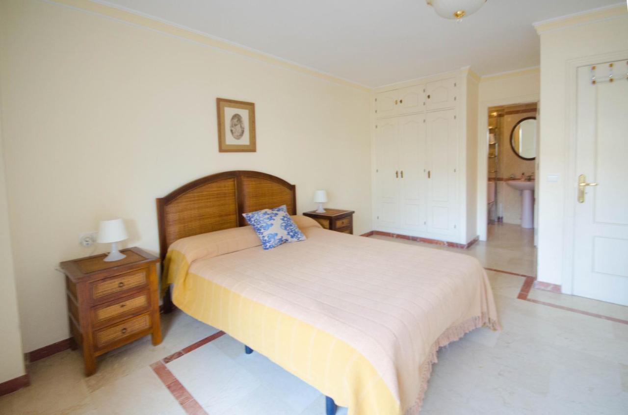 Aparment Neptuno- Located On The Promenade A Few Metres From The Beach. Estepona Luaran gambar