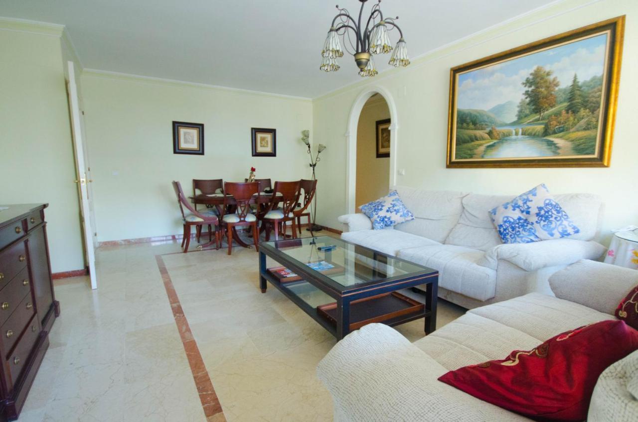 Aparment Neptuno- Located On The Promenade A Few Metres From The Beach. Estepona Luaran gambar