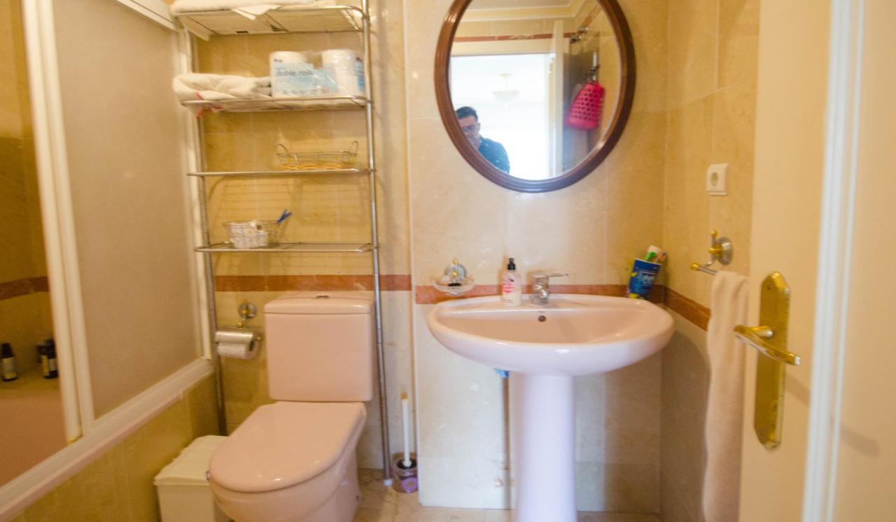 Aparment Neptuno- Located On The Promenade A Few Metres From The Beach. Estepona Luaran gambar