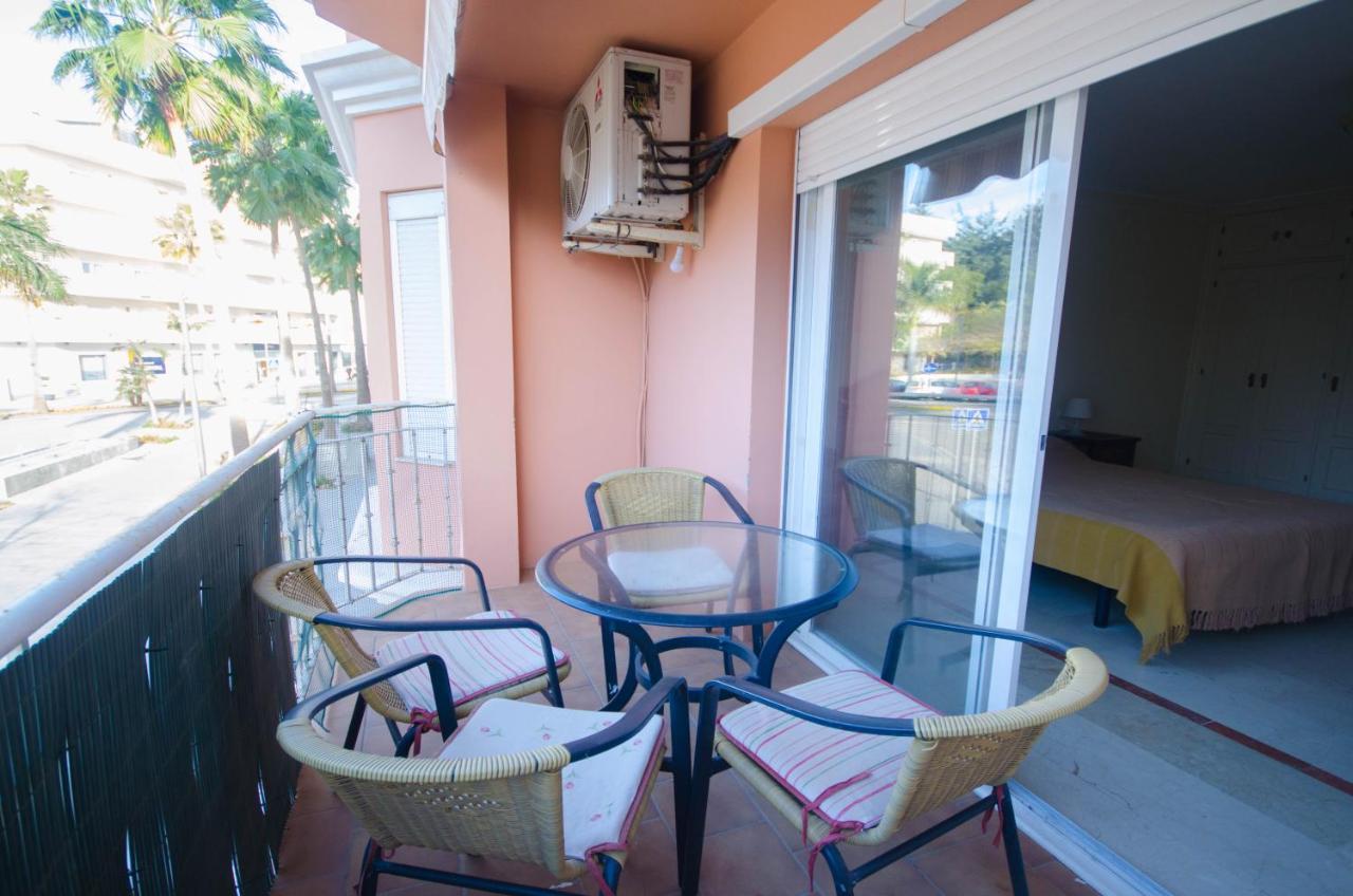 Aparment Neptuno- Located On The Promenade A Few Metres From The Beach. Estepona Luaran gambar