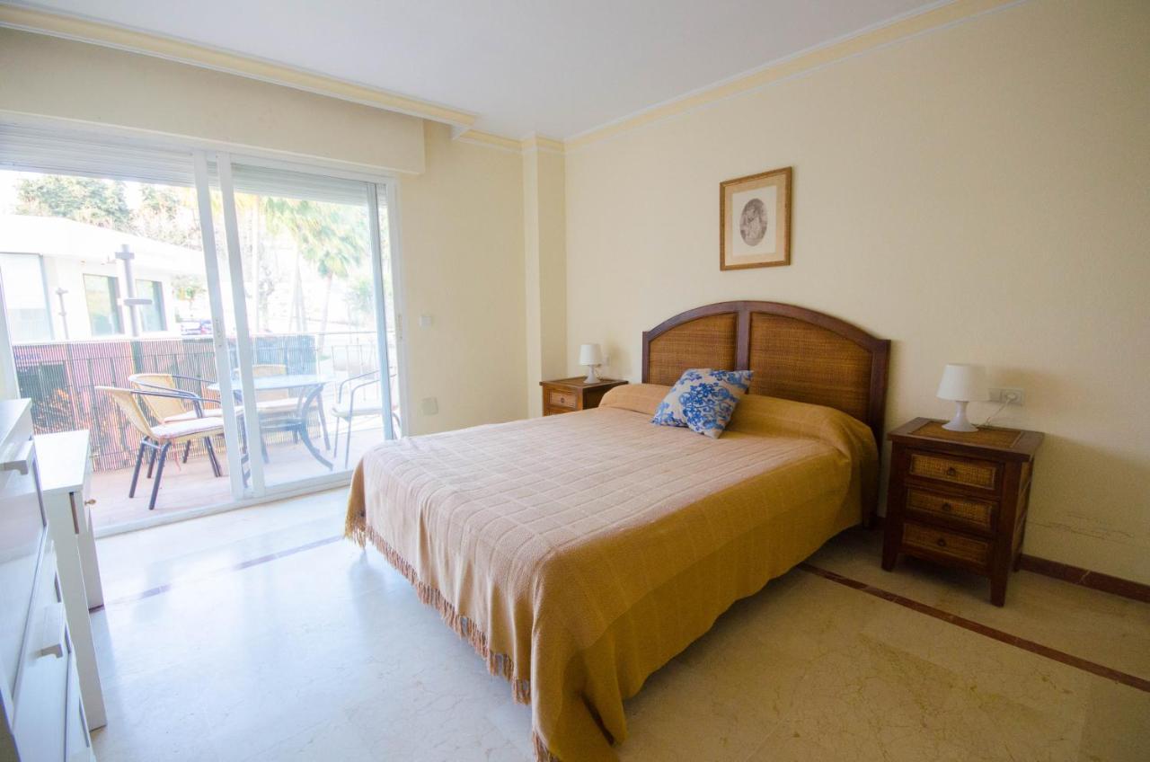 Aparment Neptuno- Located On The Promenade A Few Metres From The Beach. Estepona Luaran gambar
